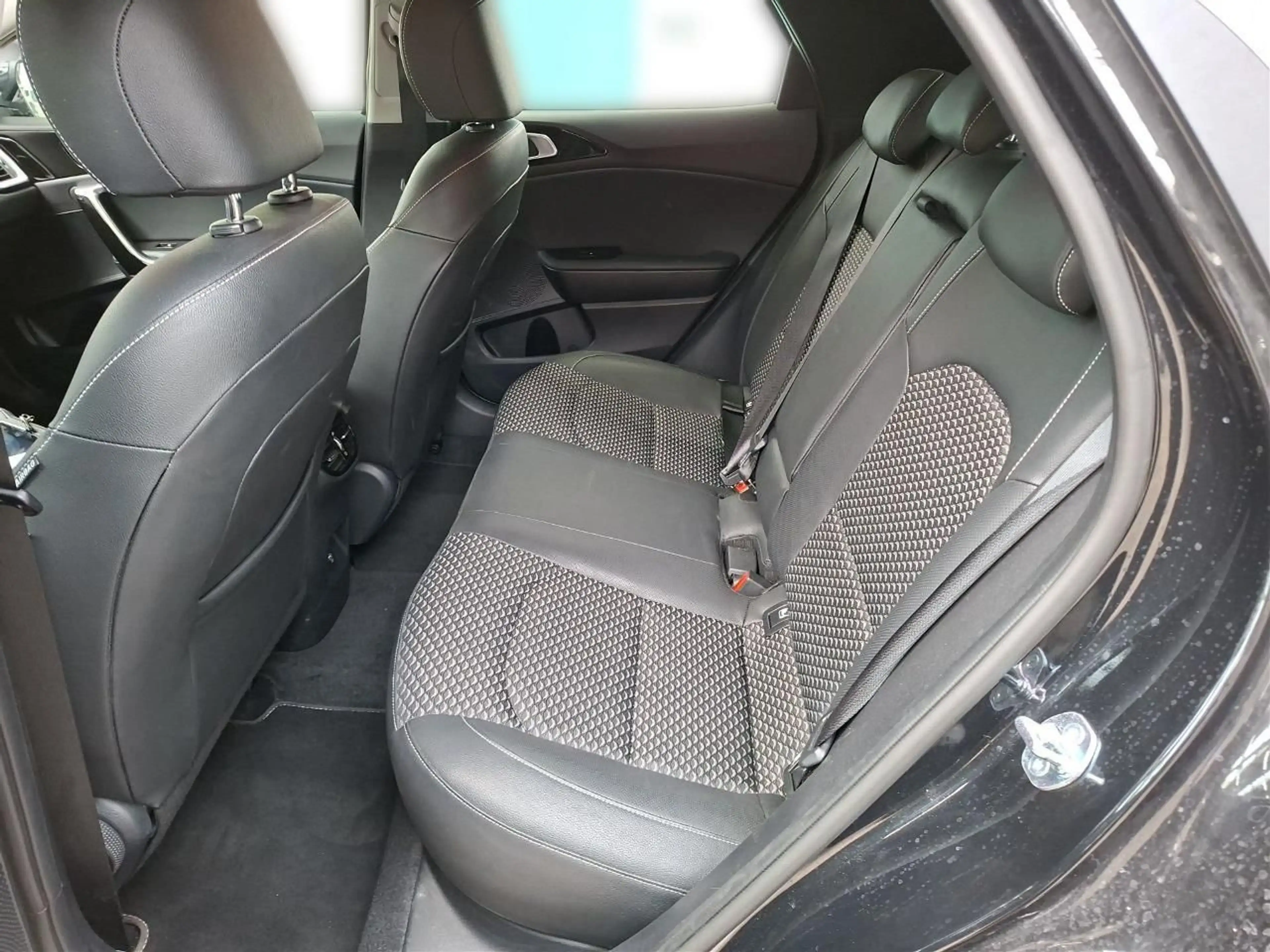 Kia XCeed 1.5 T-GDI Vision AUT*Kamera*ACC*Navi*SHZ — photo 11