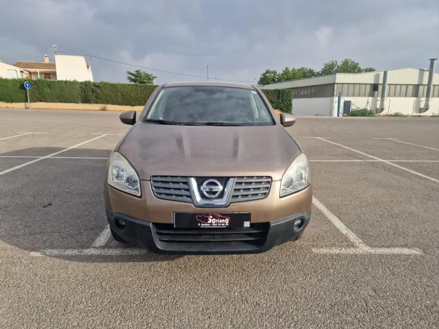 Nissan Qashqai Q+2 2.0 Tekna 4x2 Marrón - 1