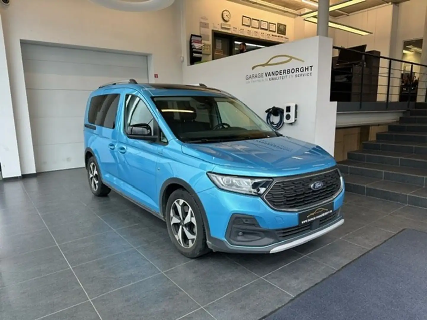 Ford Tourneo Connect ACTIVE BENZINE AUTOMAAT PANORAMISCH DAK Синій - 1