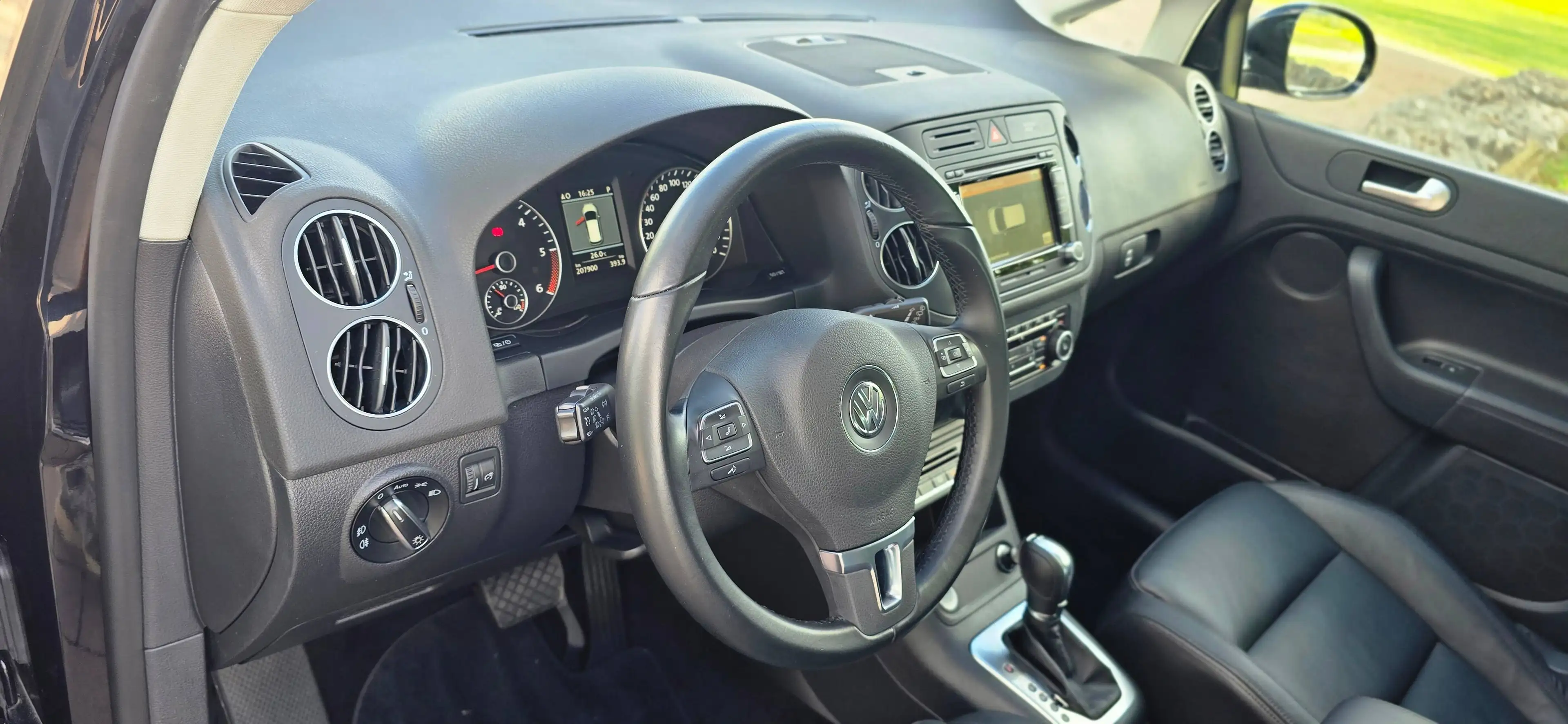 Volkswagen Golf Plus Highline 2.0l TDI DSG KAM STDHZG ZAHNRIEMEN SCHECKHEFTGEPFLEGT — photo 9