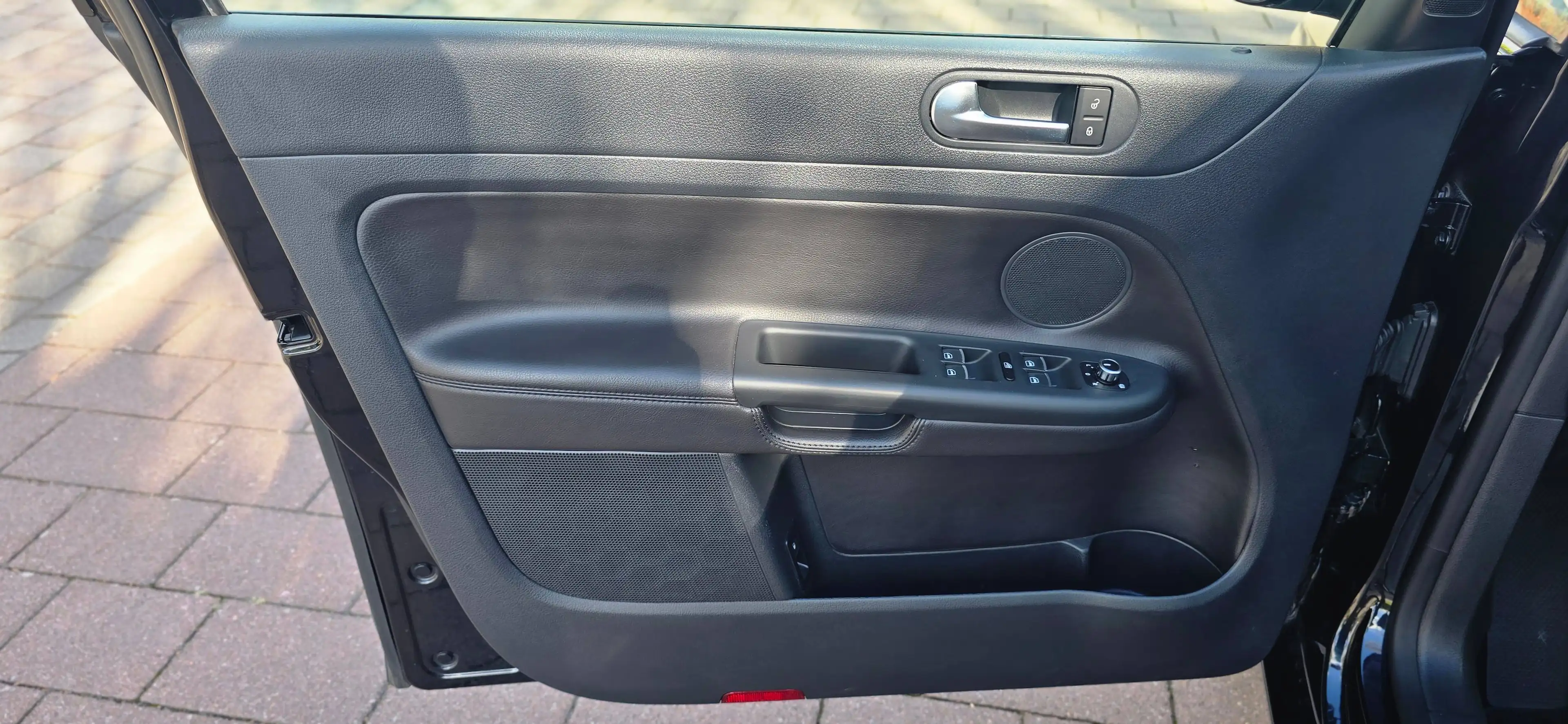 Volkswagen Golf Plus Highline 2.0l TDI DSG KAM STDHZG ZAHNRIEMEN SCHECKHEFTGEPFLEGT — photo 7