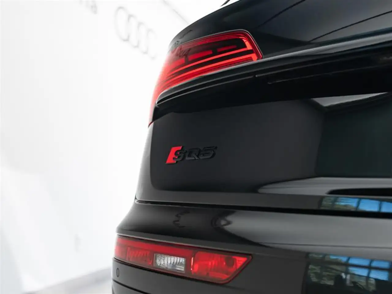Audi SQ5 photo Audi SQ5
