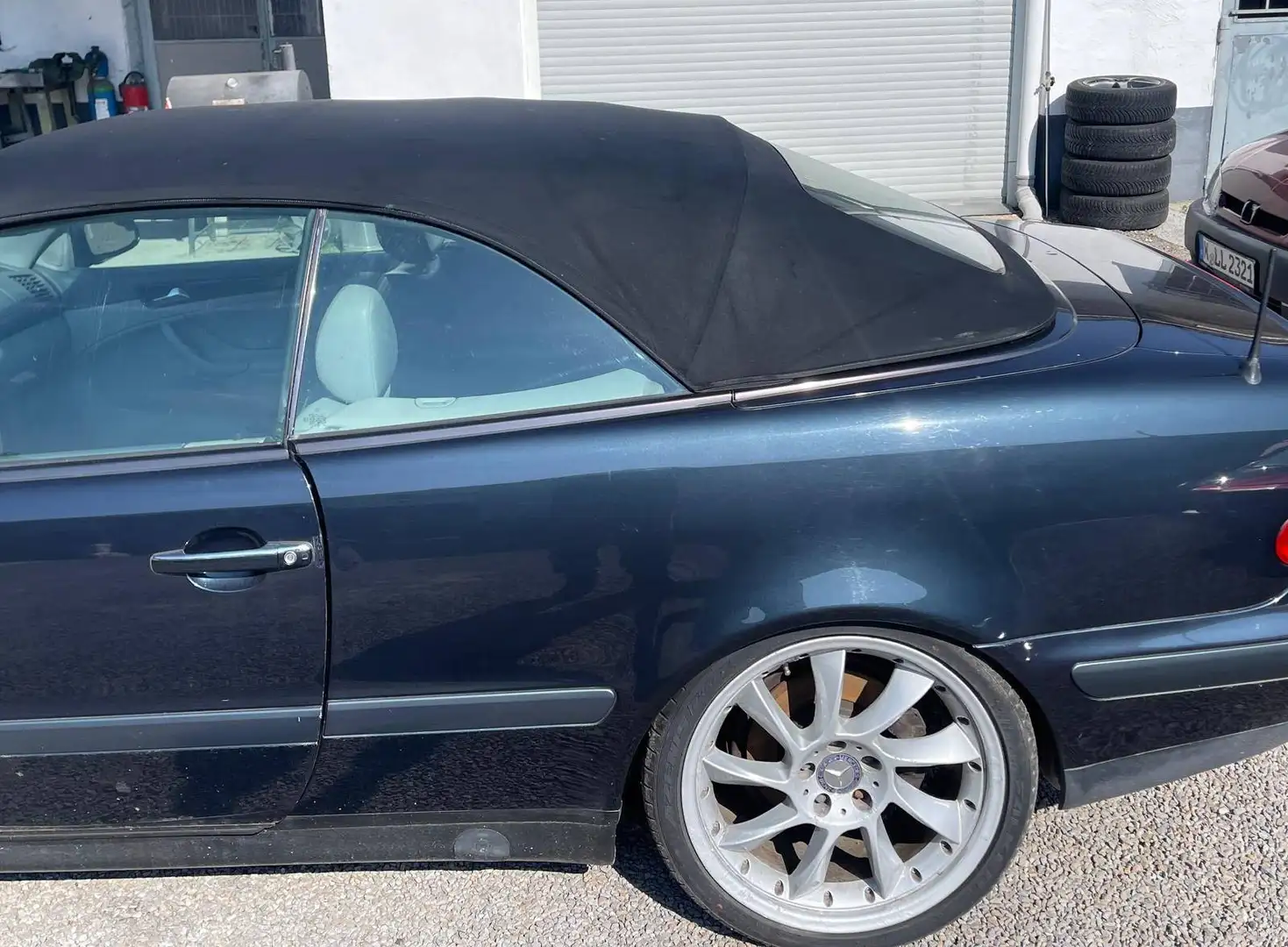 Mercedes-Benz CLK 230 CLK Cabrio 230 Kompressor Elegance - 2