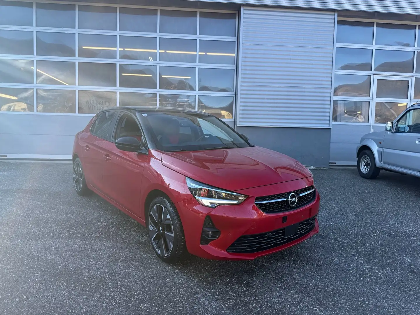 Opel Corsa Corsa-e 50kWh e-Edition e-Edition Rot - 1