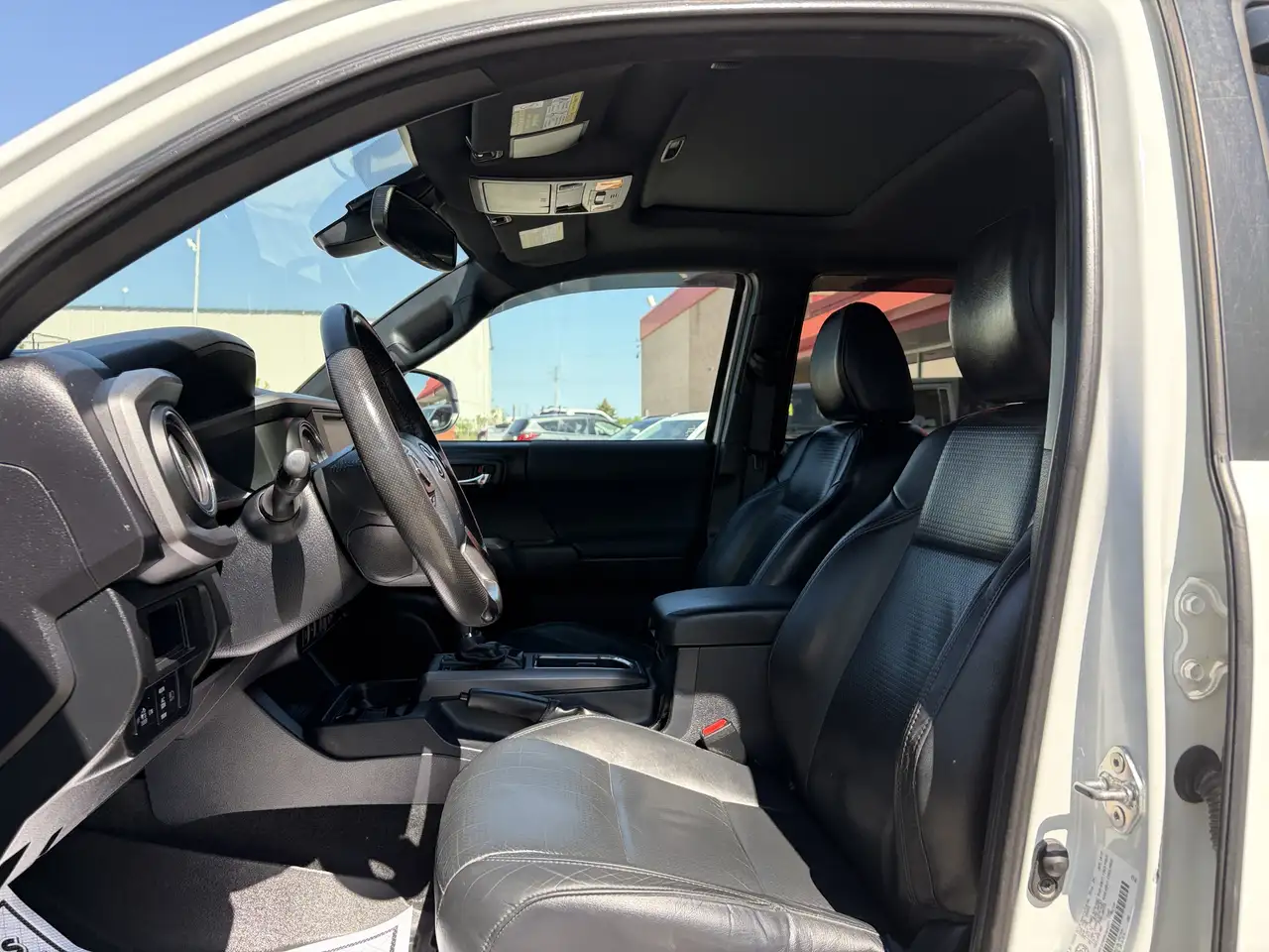 Toyota Tacoma снимка Toyota Tacoma