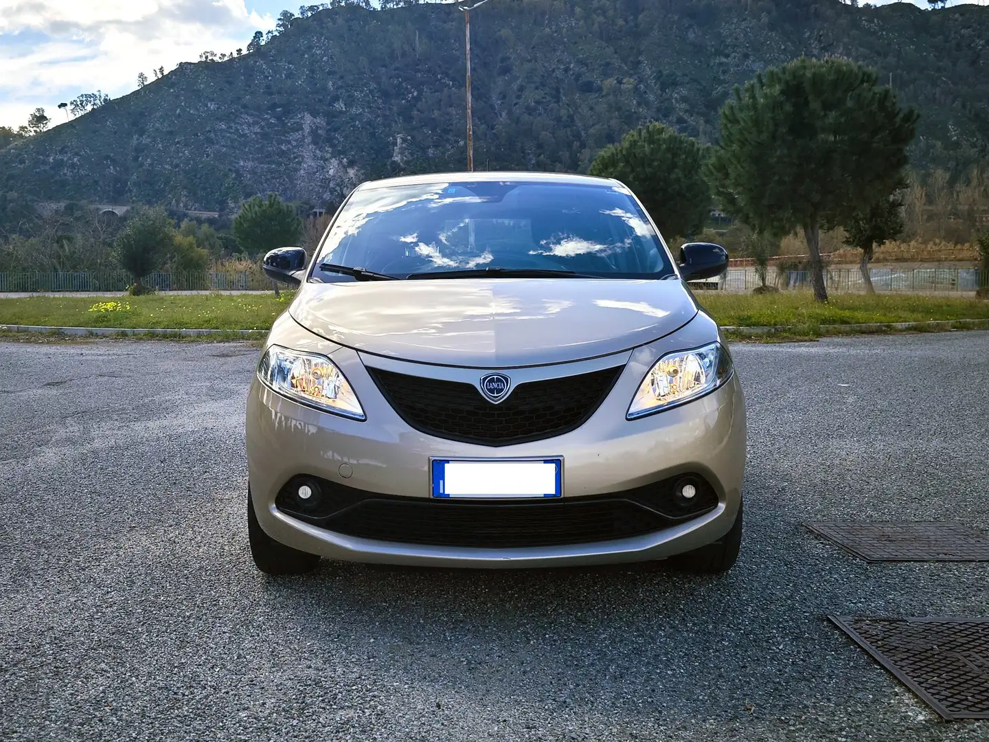 Lancia Ypsilon Ypsilon 1.0 firefly hybrid Gold s Gold - 2