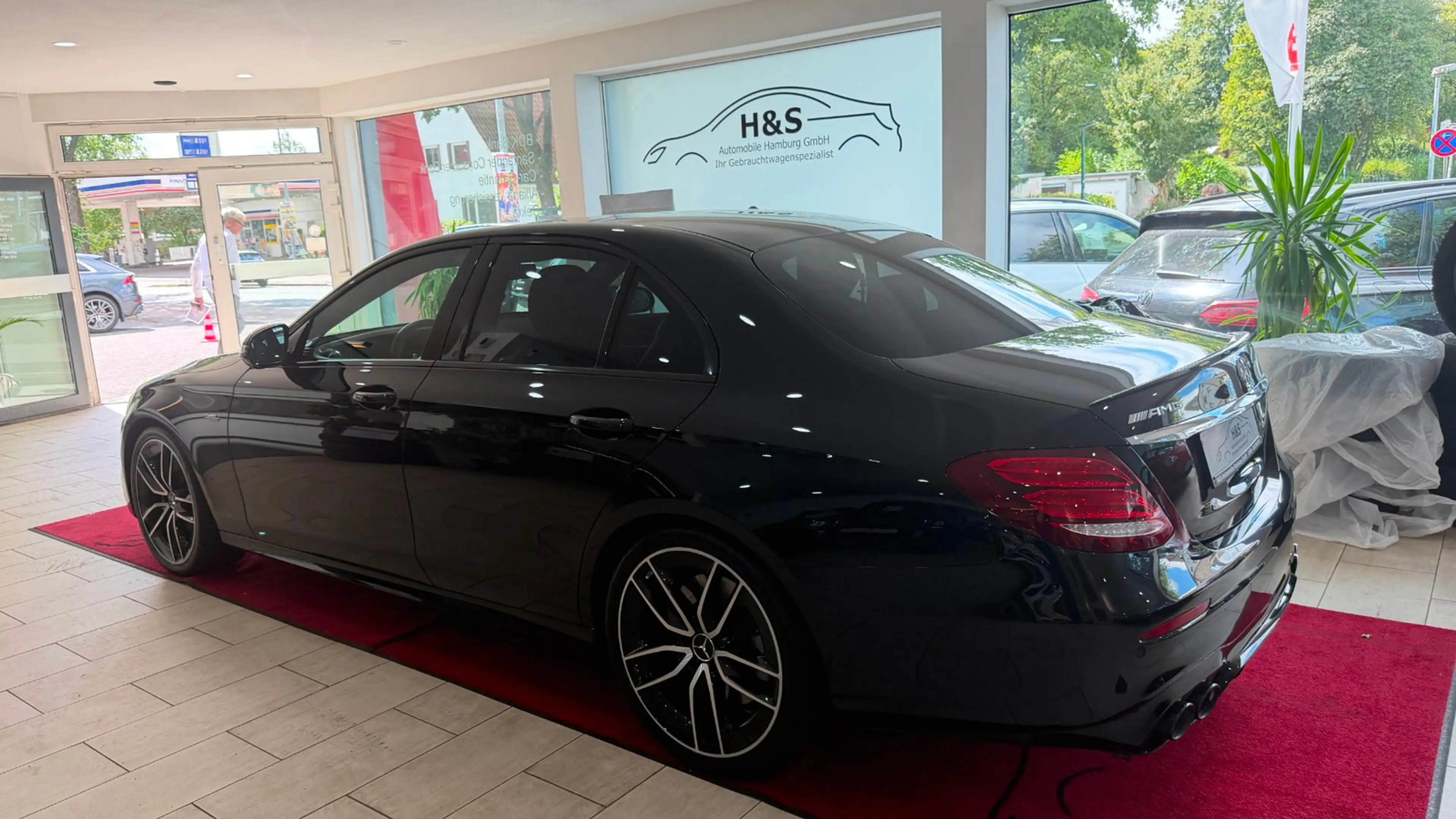 Mercedes-Benz E 53 AMG 4Matic+ Perfomance Abgas — photo 3