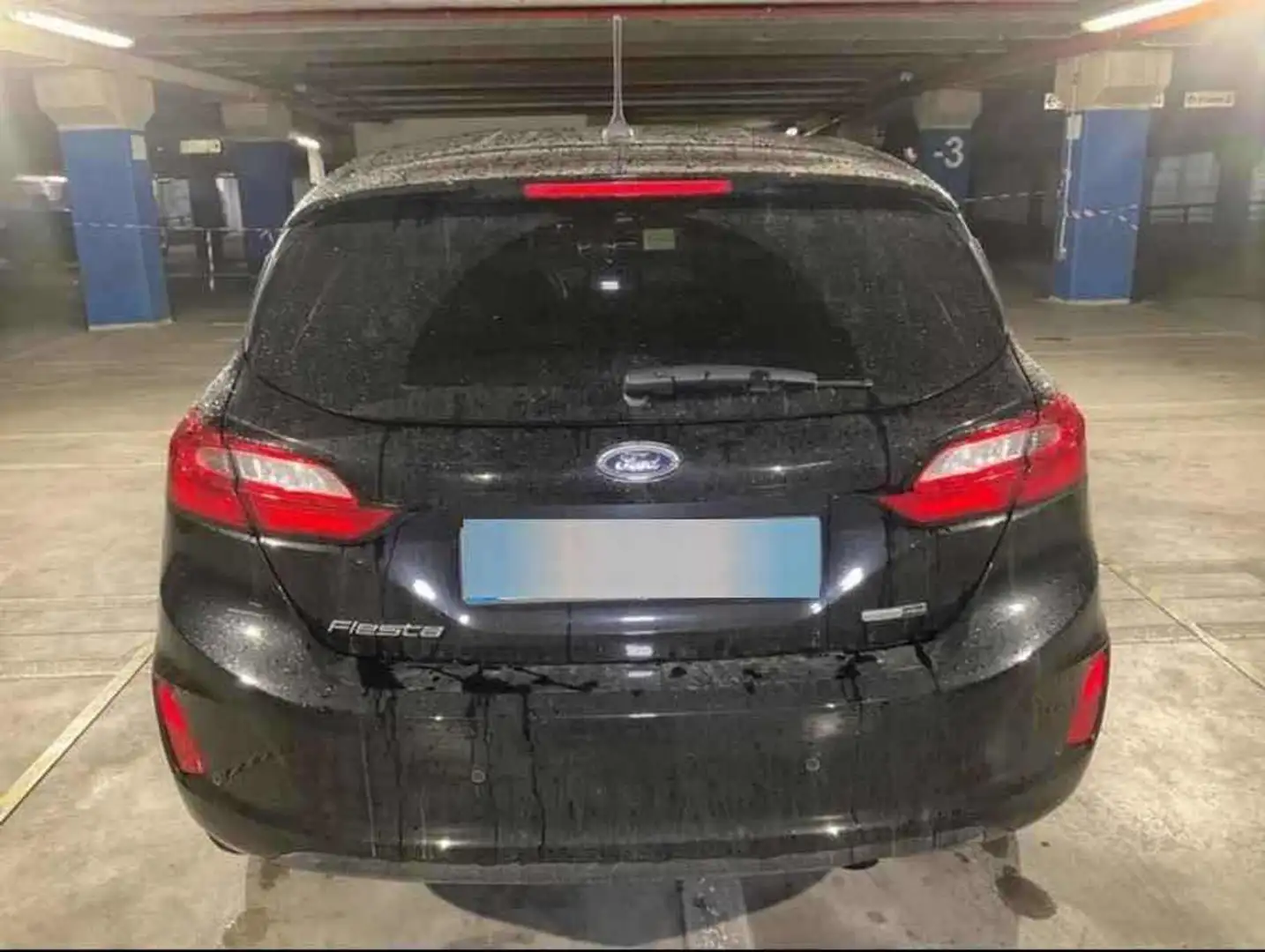 Ford Fiesta 1.0 Ecoboost Hybrid 125 CV Titanium 9.000 KM Zwart - 2