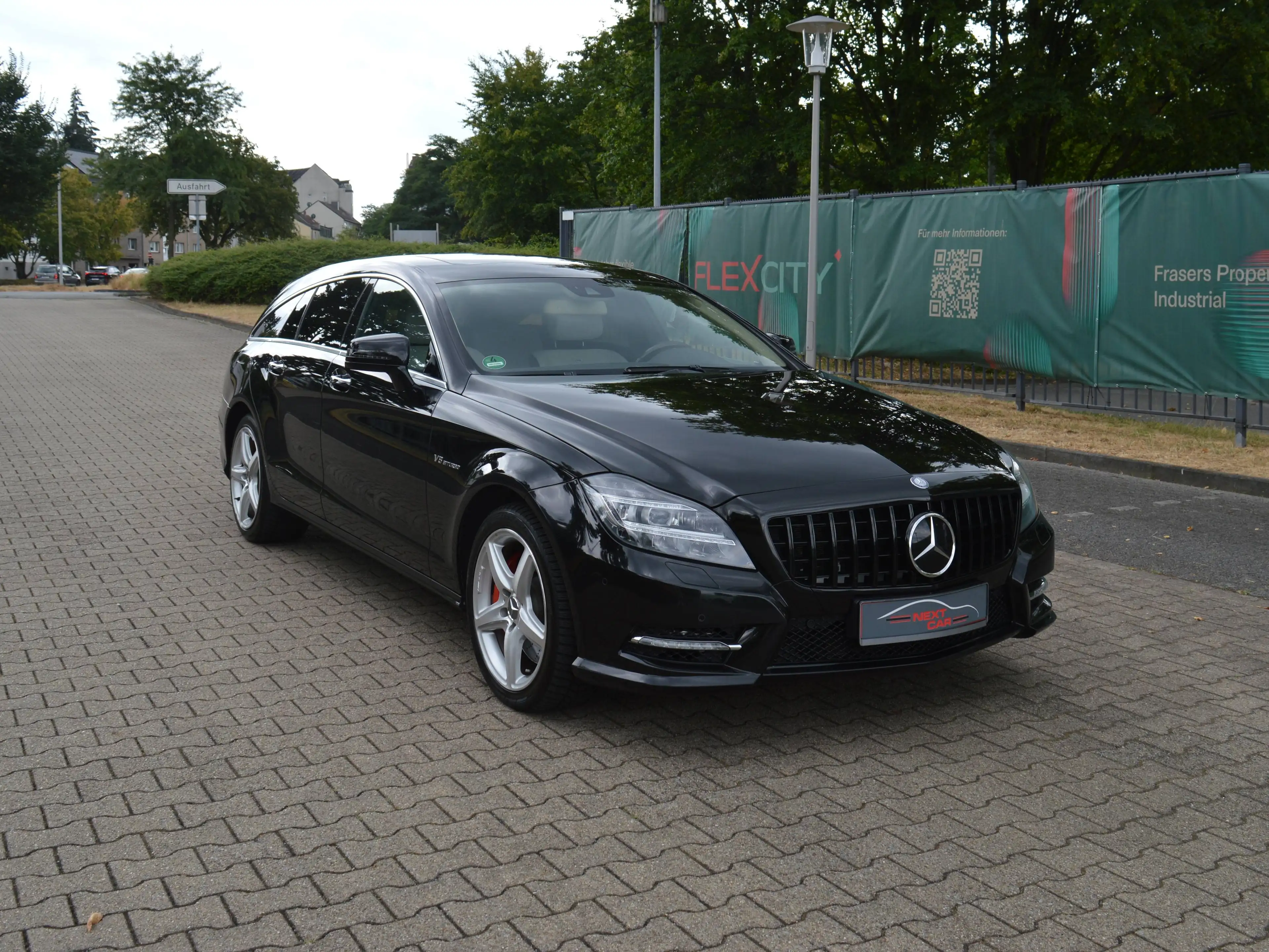 Mercedes-Benz CLS 500 CLS 500 BlueEfficiency 4Matic*Leder*Schiebedach*Navi* — photo 3