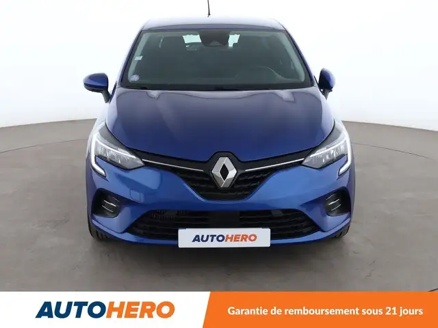 Renault Clio view 9