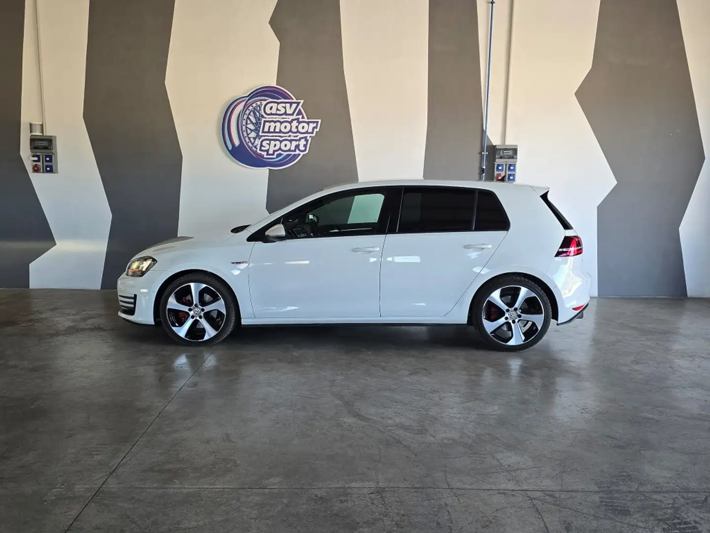 Volkswagen Golf GTI 2.0 TSI DSG 220 Blanco - 2