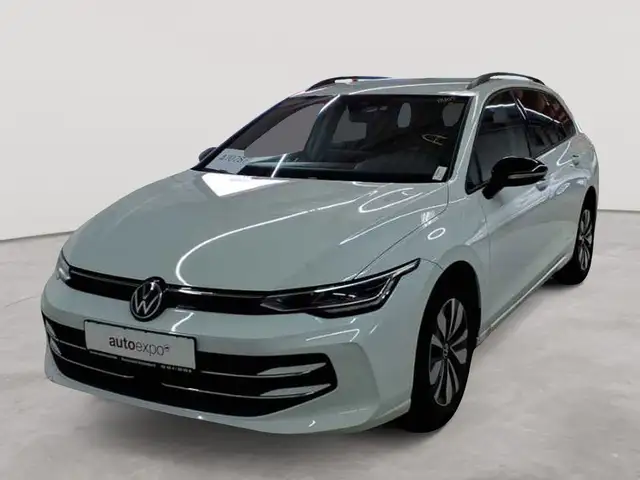 Volkswagen Golf view 2