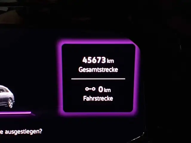 Volkswagen Golf view 12