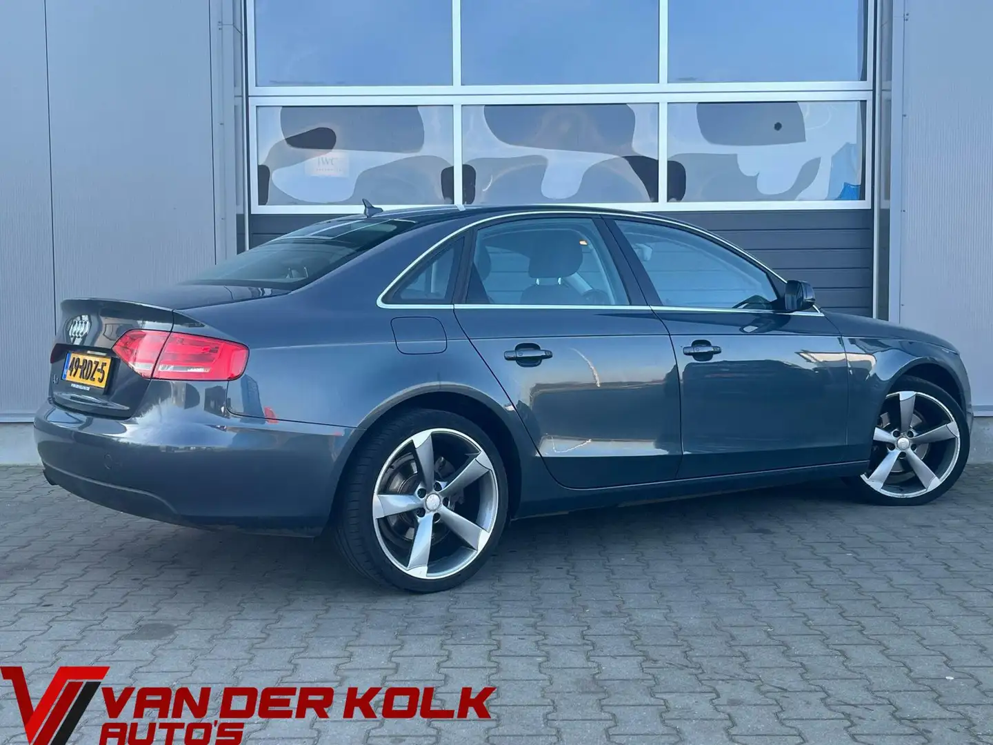 Audi A4 Limousine 1.8 TFSI Pro Line Navi Cruise Climate Gri - 2