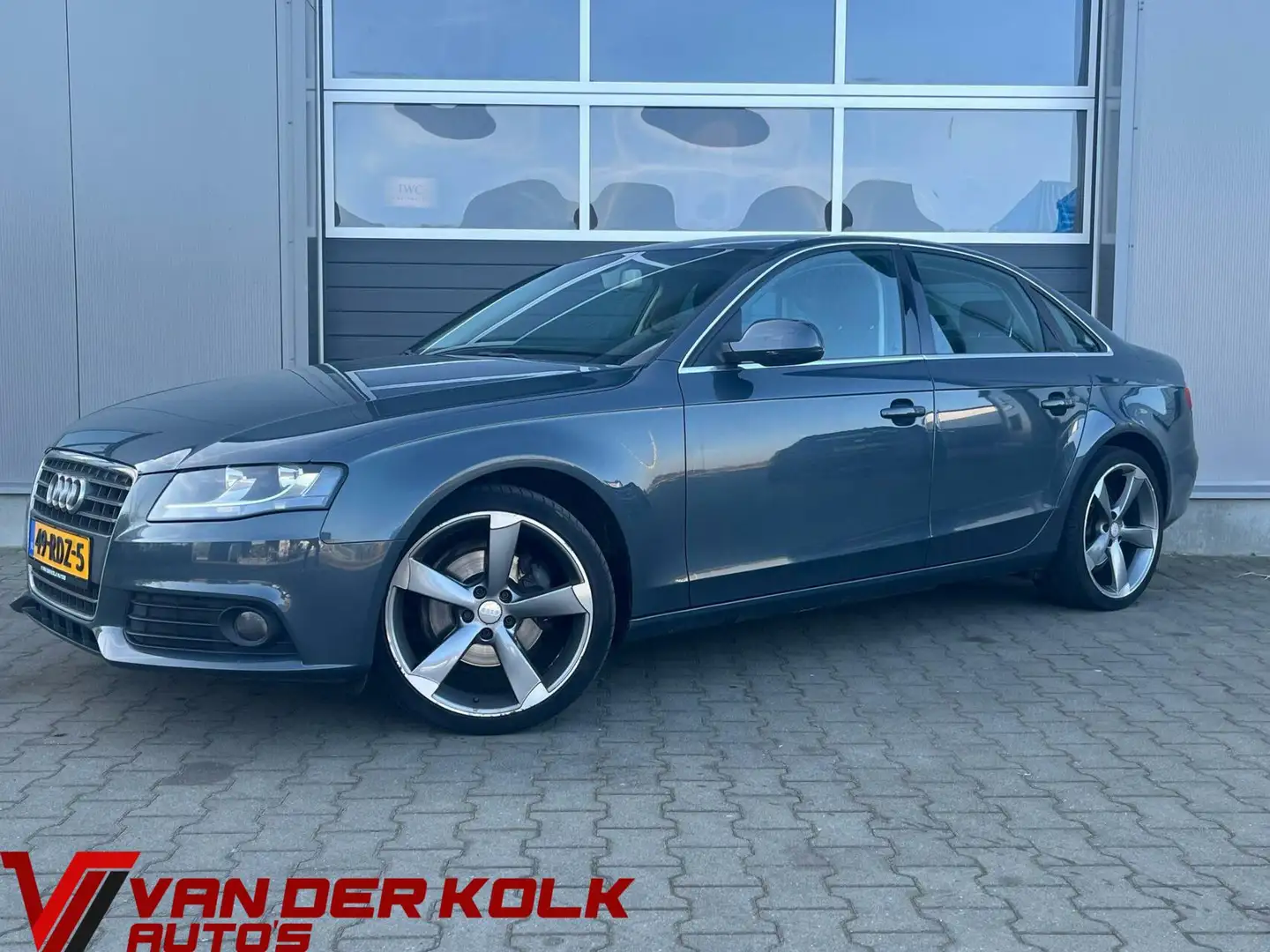 Audi A4 Limousine 1.8 TFSI Pro Line Navi Cruise Climate Gri - 1