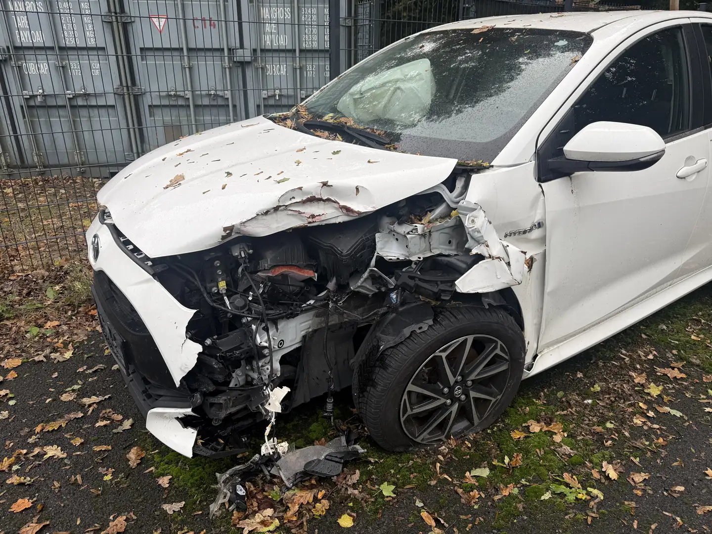 Toyota Yaris Hybrid Club Blanc - 2