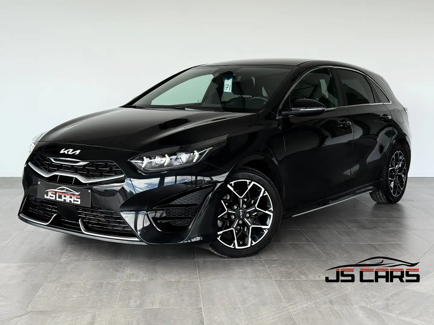 Kia Ceed / cee'd 1.5TGDiGT-LINE-1ERPRO-GPS-12.930KM-CAMERA-ATTELAGE Zwart - 1