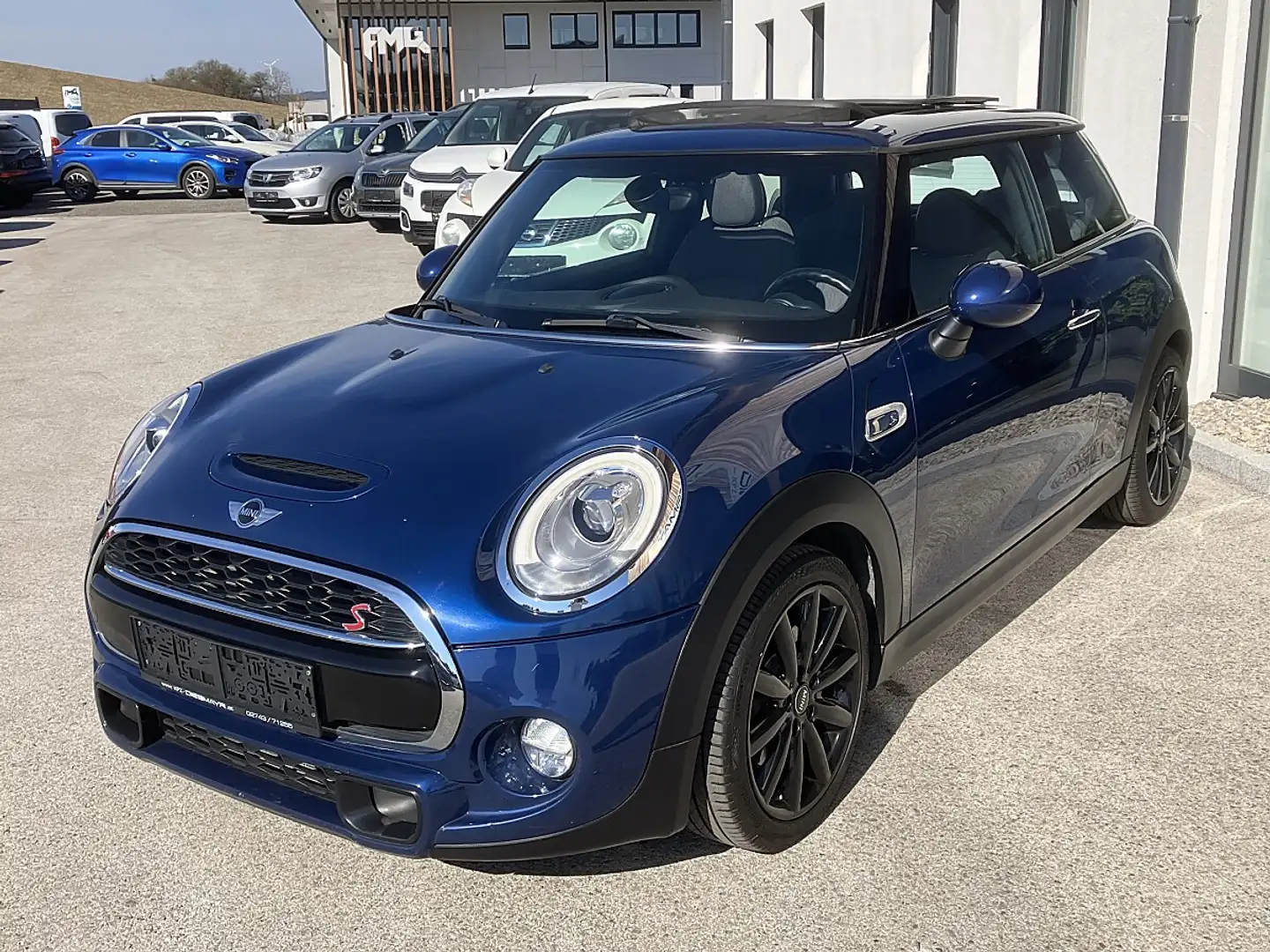 MINI Cooper SD MINI Hatch Cooper SD Aut. Blau - 1