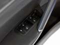 Volkswagen Golf 1.0 TSI R-Line / 110pk / Apple Carplay / Ergo Stoe Blauw - thumbnail 17