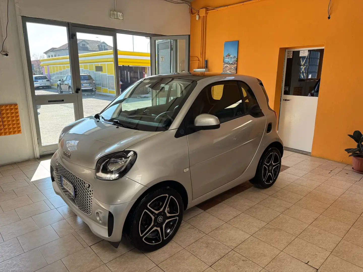 smart forTwo Fortwo eq Parisblue Prime 22kW Argento - 1