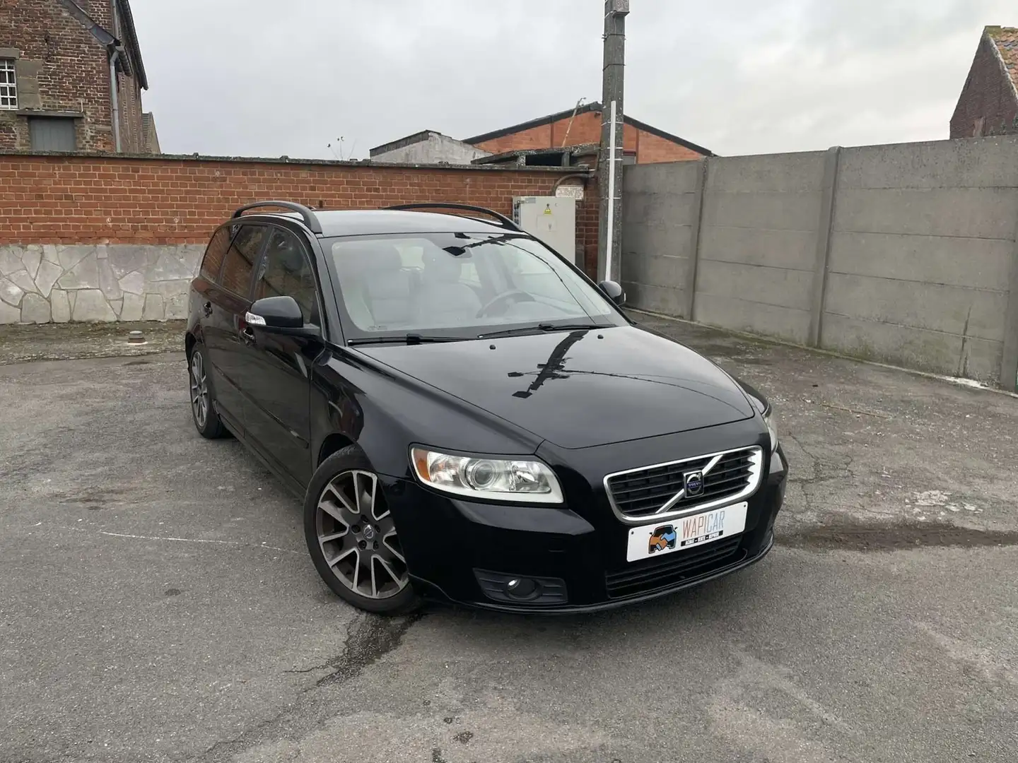 Volvo V50 1.6d **EXPORT/MARCHAND** Noir - 2