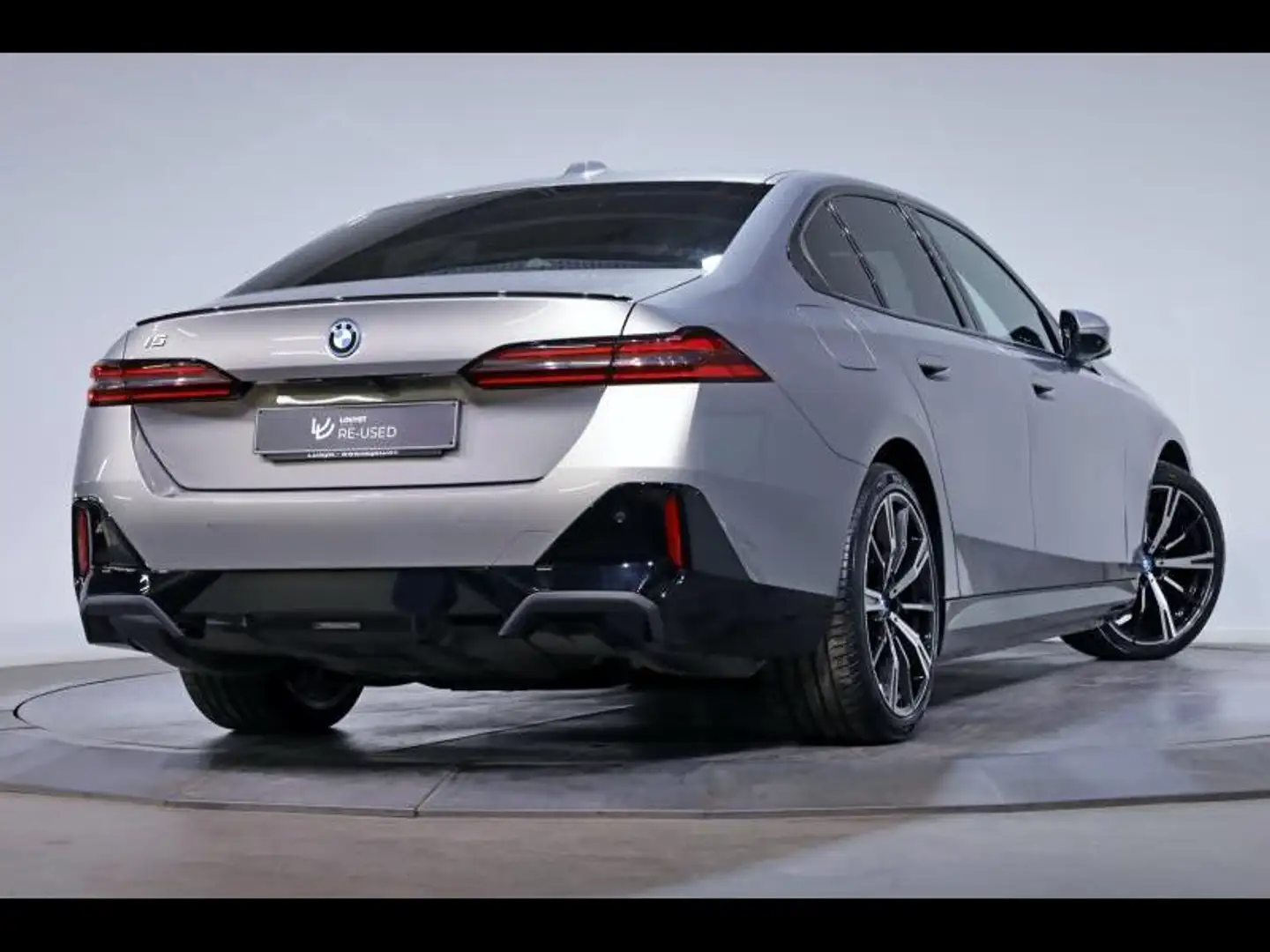 BMW i5 eDrive40 Berline Kit M Sport Grijs - 2