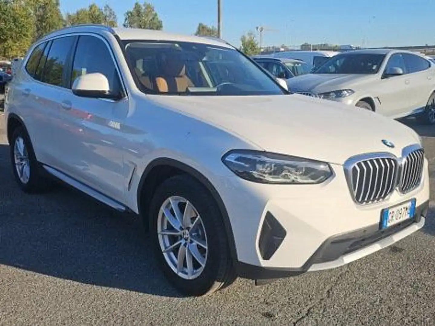 BMW X3 sdrive18d mhev 48V auto Bianco - 2