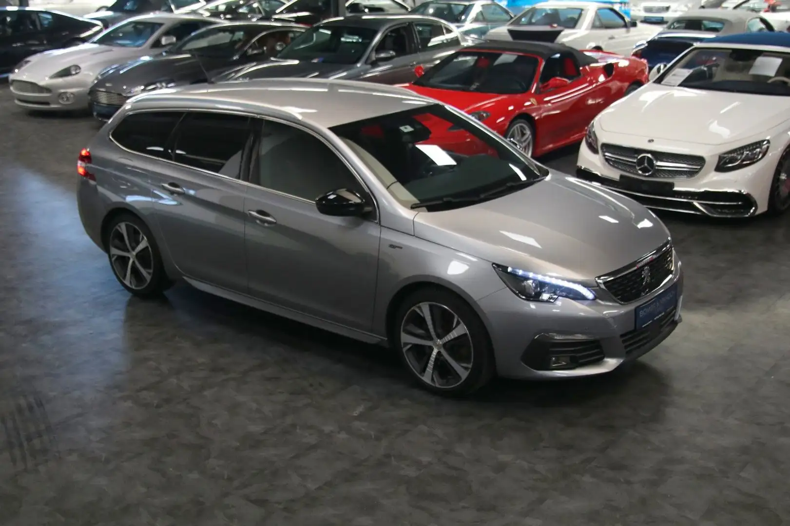 Peugeot 308 SW PureTech 225 EAT8 Navi Massage Led Grijs - 2