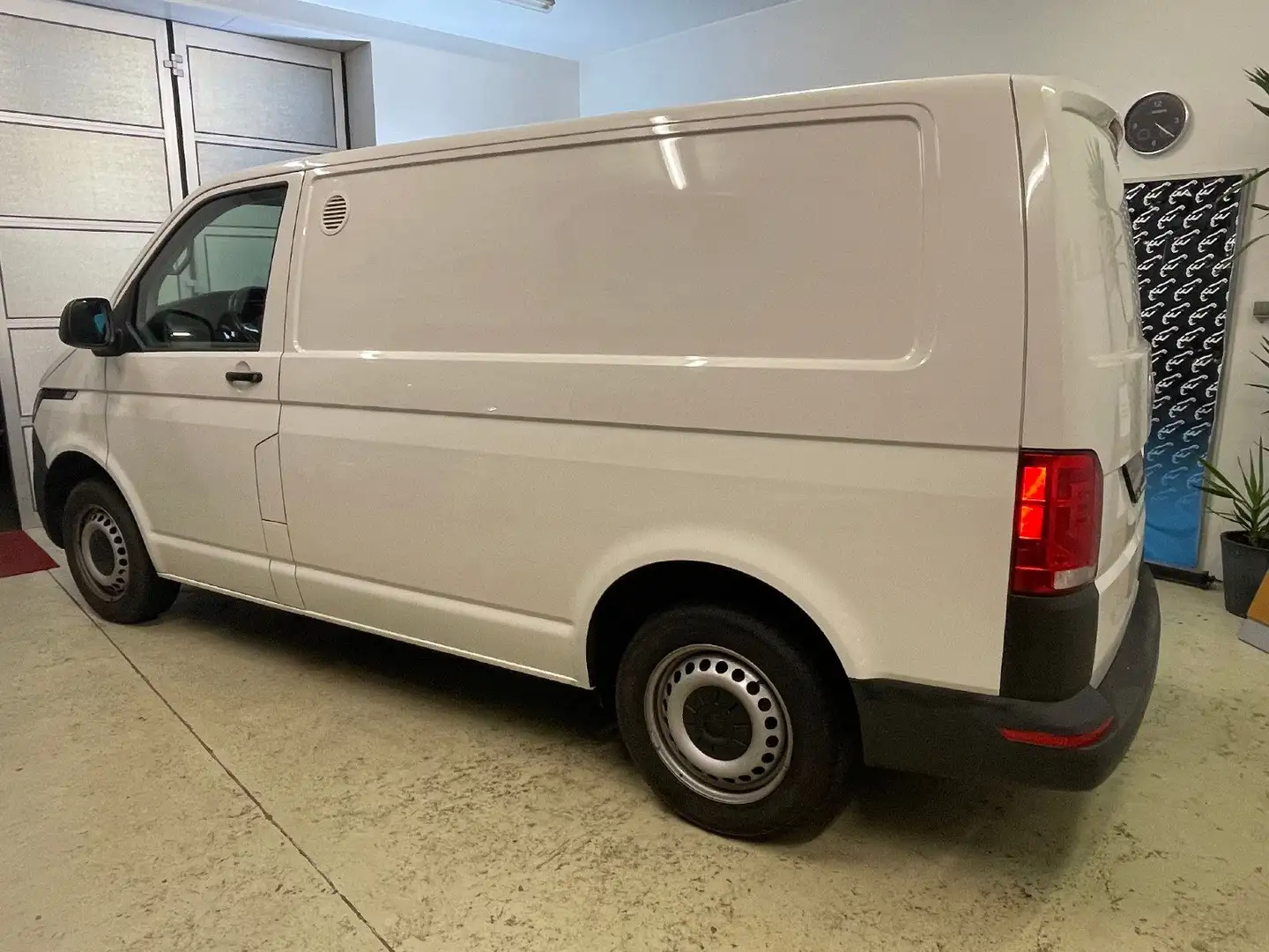 Volkswagen T6 Transporter T6.1 Transporter Weiß - 2