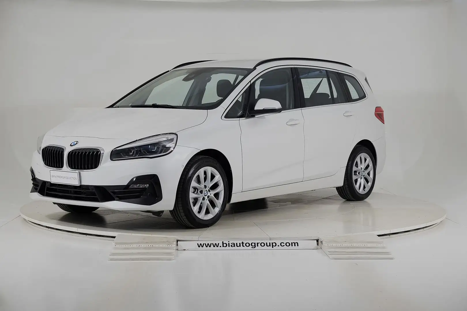 BMW 220 Serie 2 F46 2018 Gran Tourer D 220d Gran Tourer B Weiß - 1
