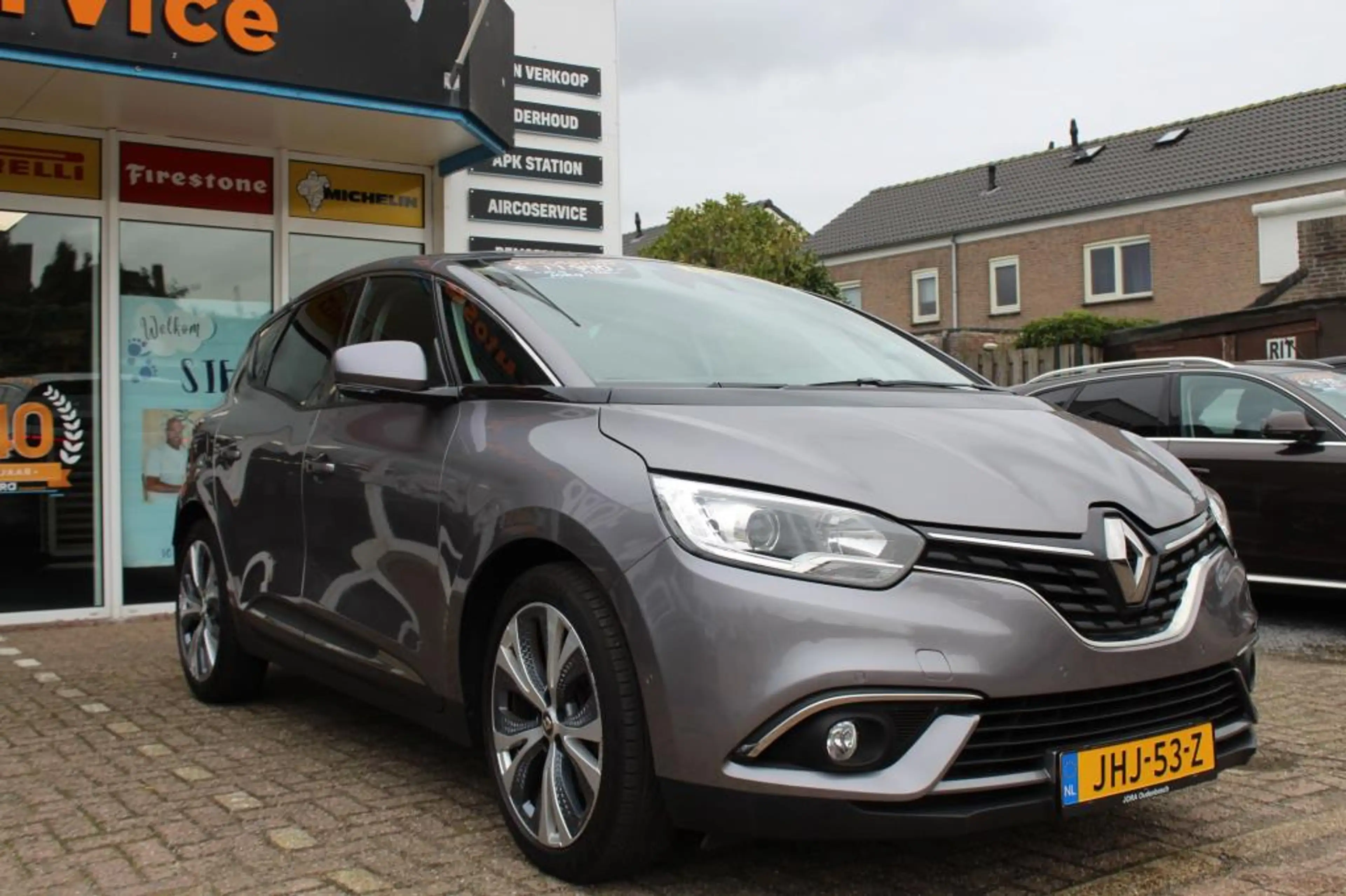 Renault Scenic 1.3 TCe Limited Automaat — photo 2