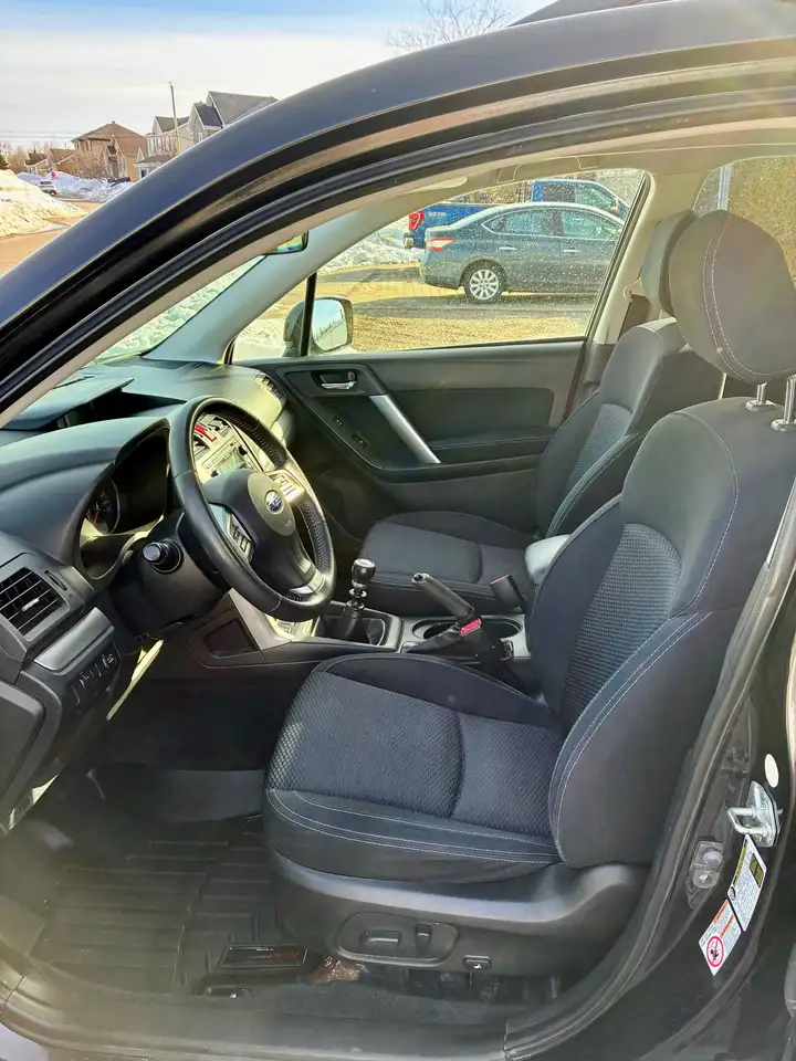 Subaru Forester снимка Subaru Forester
