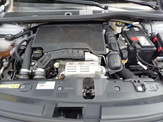 Peugeot 2008 view 5
