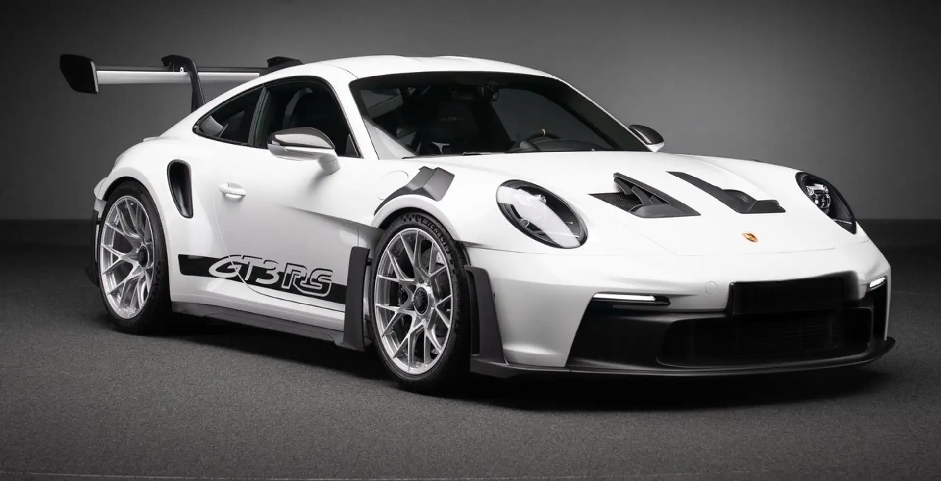 Porsche 992 GT3 RS lift - 2