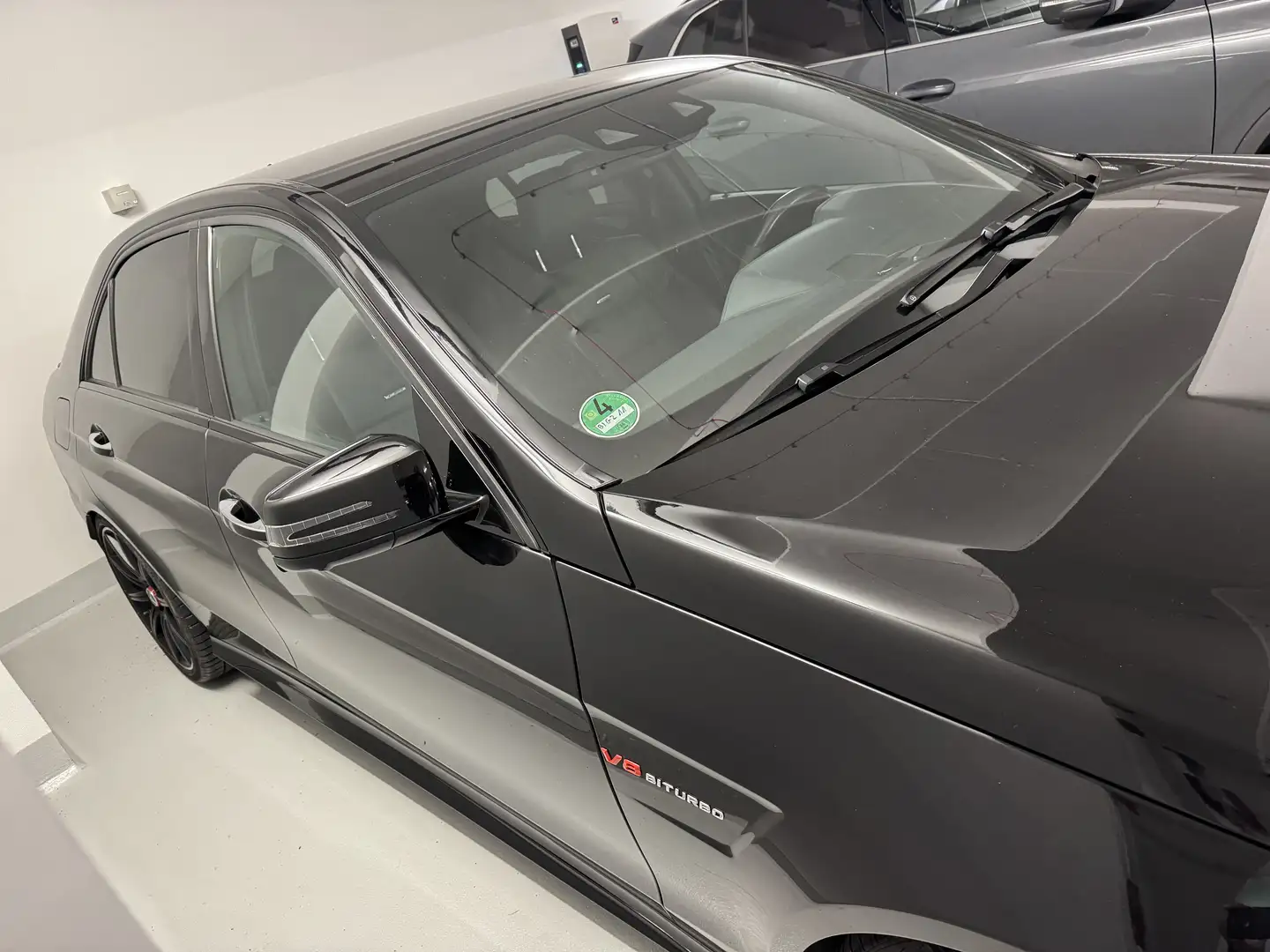Mercedes-Benz E 63 AMG S 4Matic Speedshift MCT Schwarz - 2