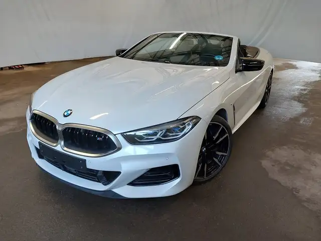 BMW M850 i xDrive Cabrio