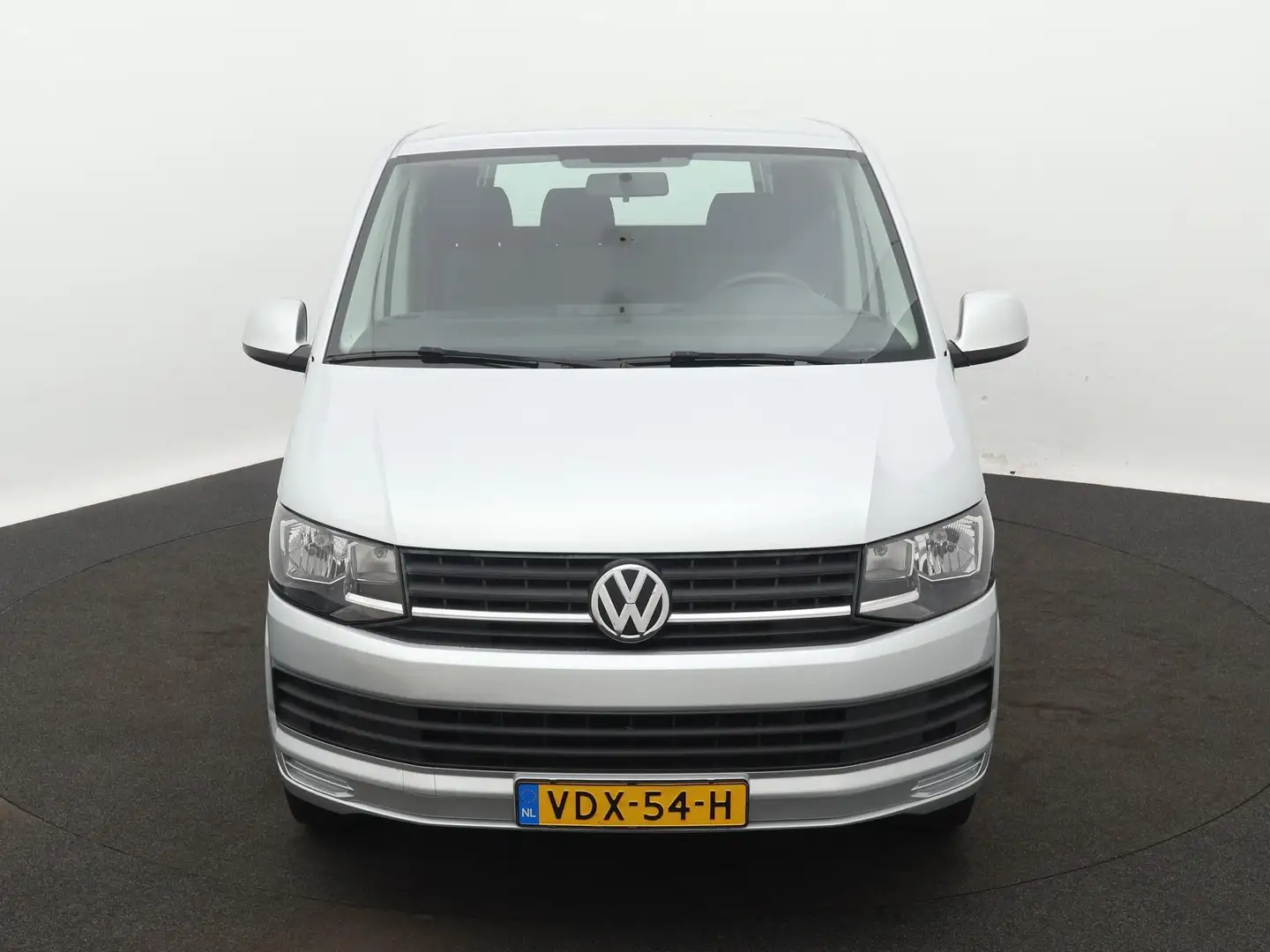 Volkswagen T6 Transporter 2.0 TDI 102PK | L2H1 | Airco | Radio | Bluetooth | Silber - 2