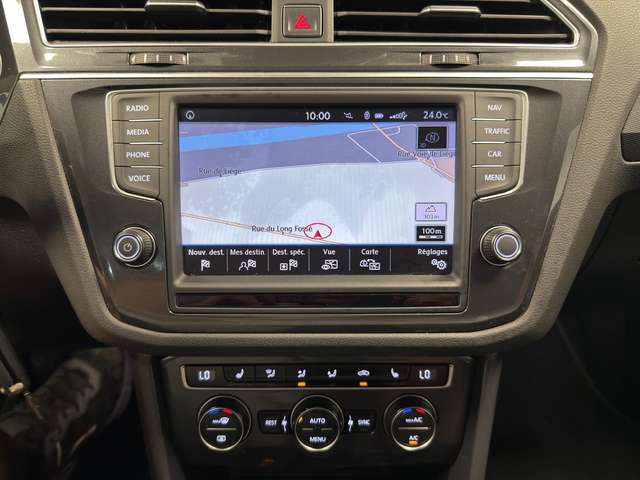 Volkswagen Tiguan — photo 17