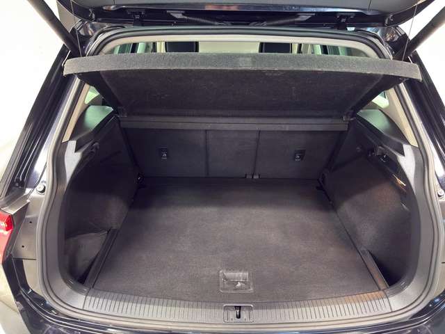 Volkswagen Tiguan — photo 15