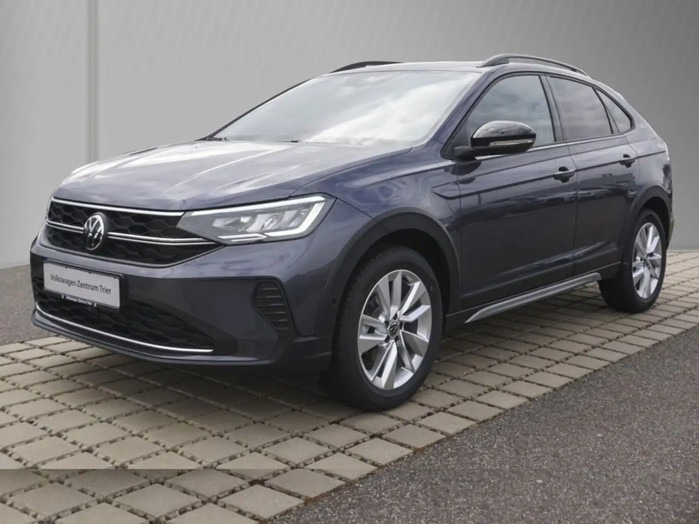 Volkswagen Taigo 1,0 TSI DSG Goal Grau - 2
