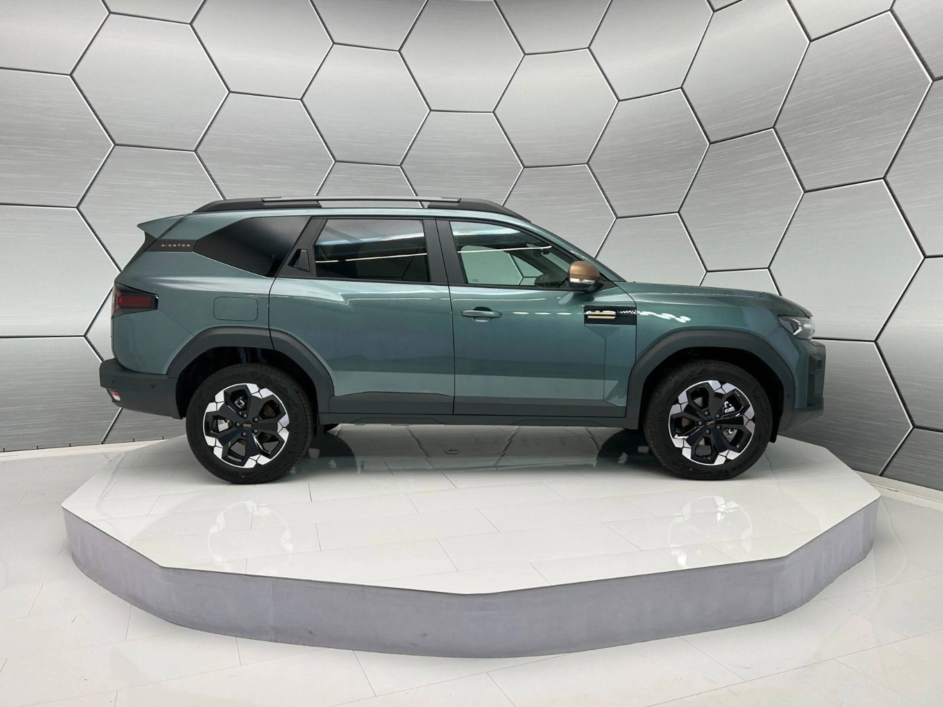 Dacia Bigster Extreme hybrid 155 Winter-Plus/City — photo 7