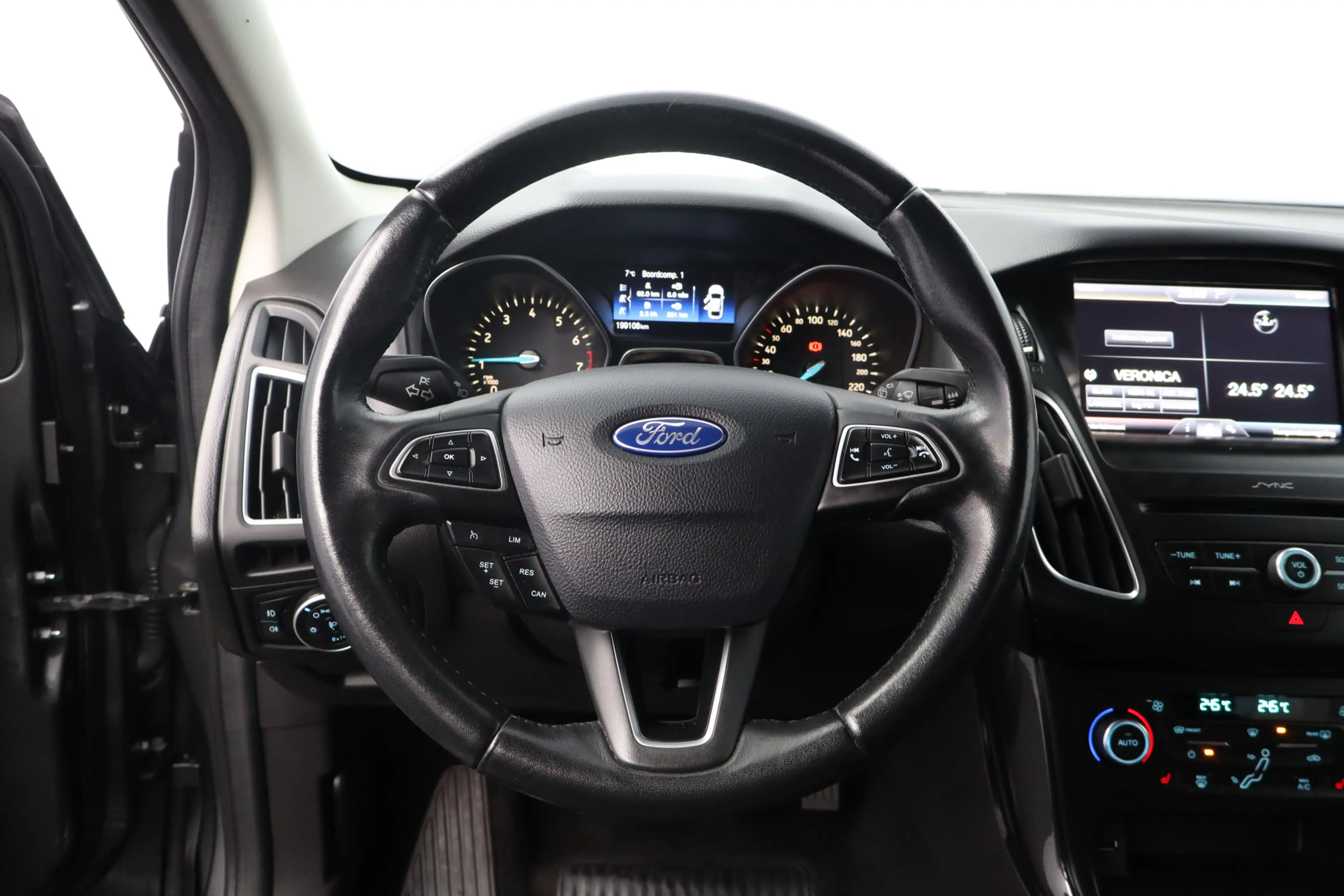 Ford Focus Wagon 1.0 Titanium/ Trekhaak/ Stuurverw/ Stoelverw — photo 45