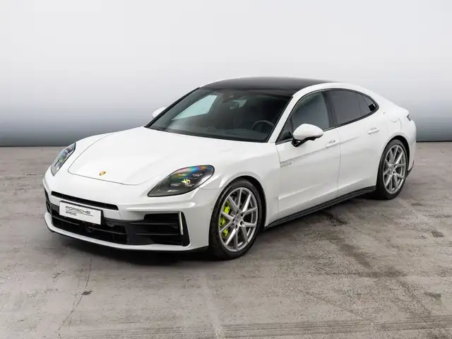 Porsche Panamera view 7