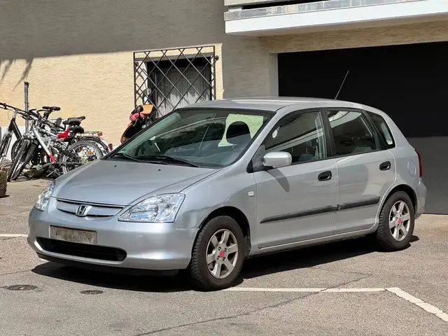 Honda Civic Lim. 5-trg. 1.4 i LS /Automatik/2-Hand
