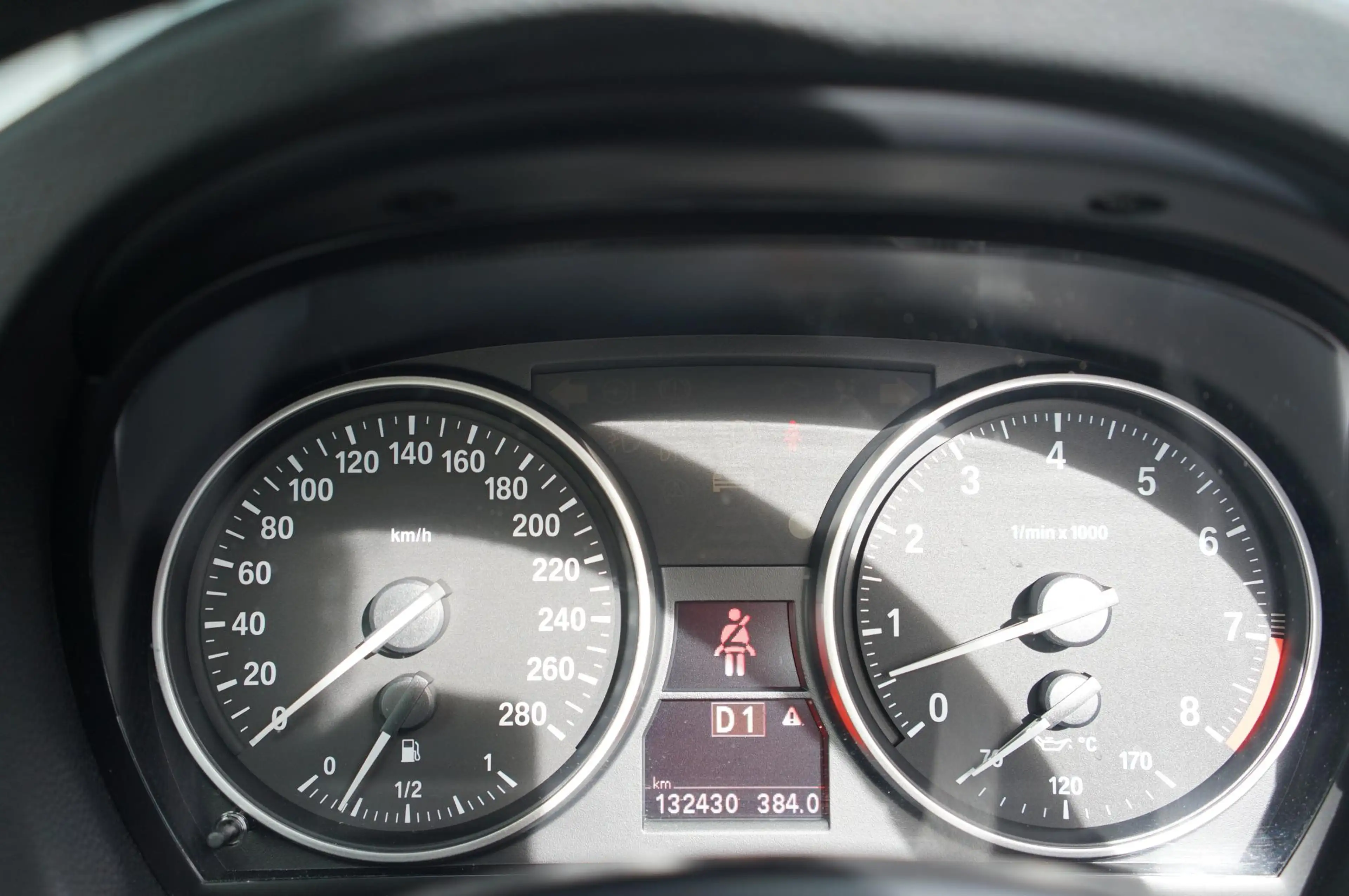 BMW 335 335i High EXE cabrio — photo 10