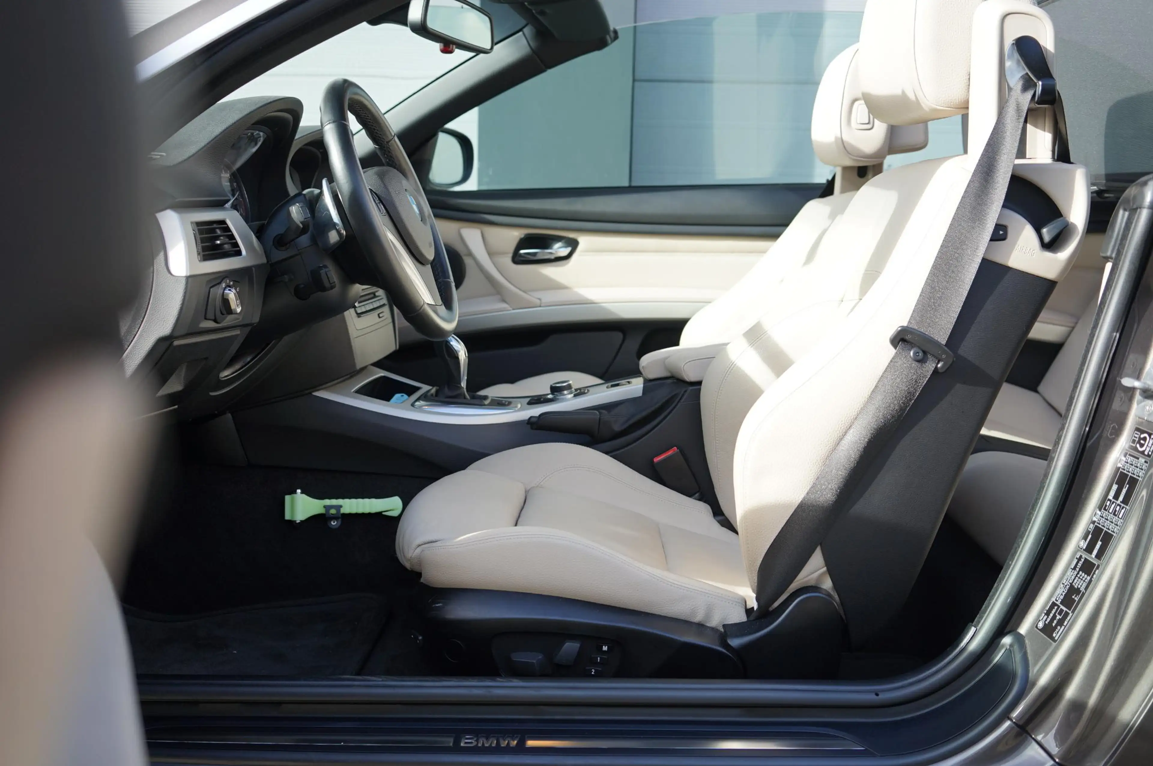 BMW 335 335i High EXE cabrio — photo 4