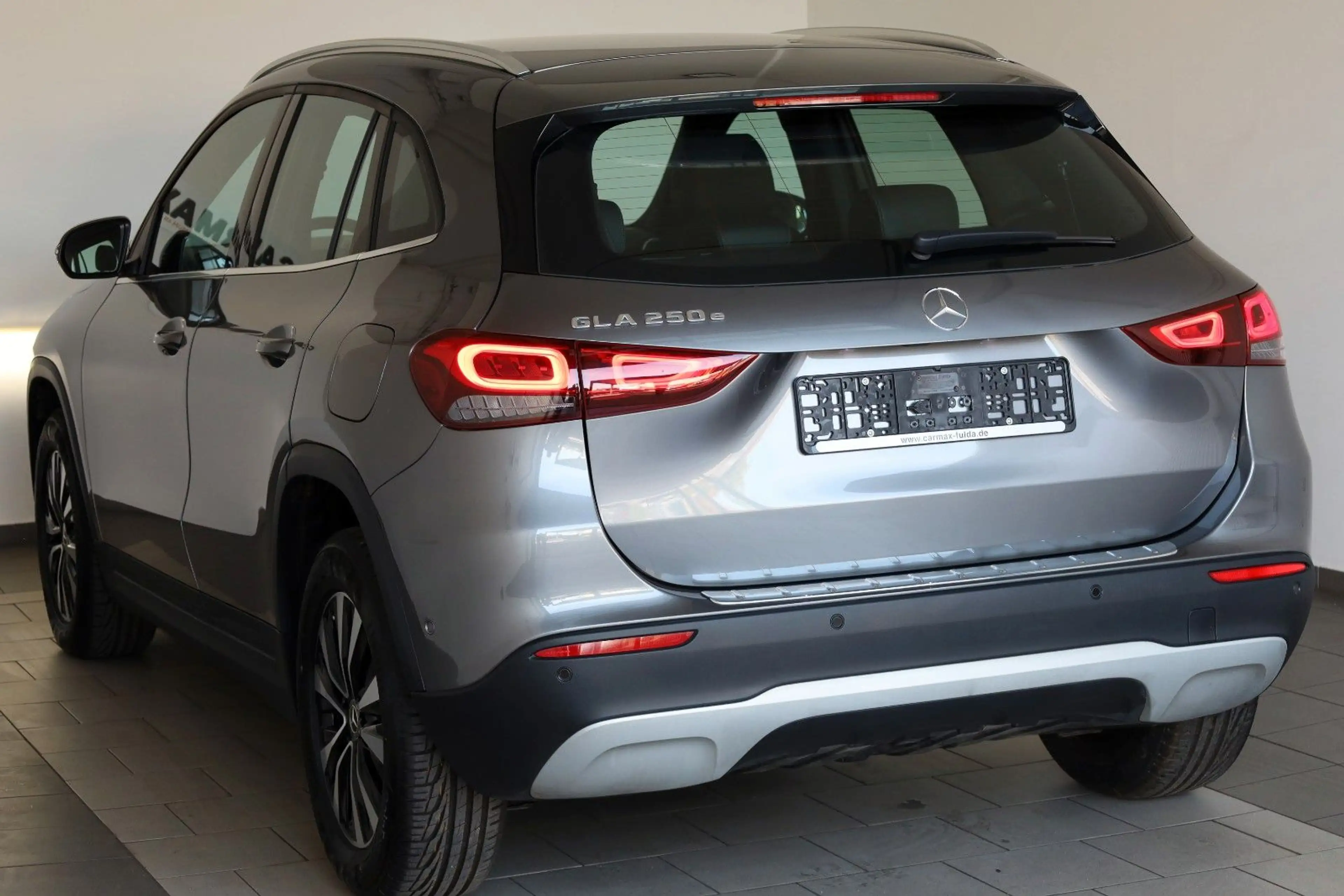 Mercedes-Benz GLA 250 e Style,T.Leder,Navi,LED,SH — photo 8