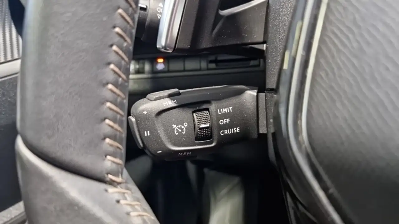Peugeot 3008 3008 — photo 33