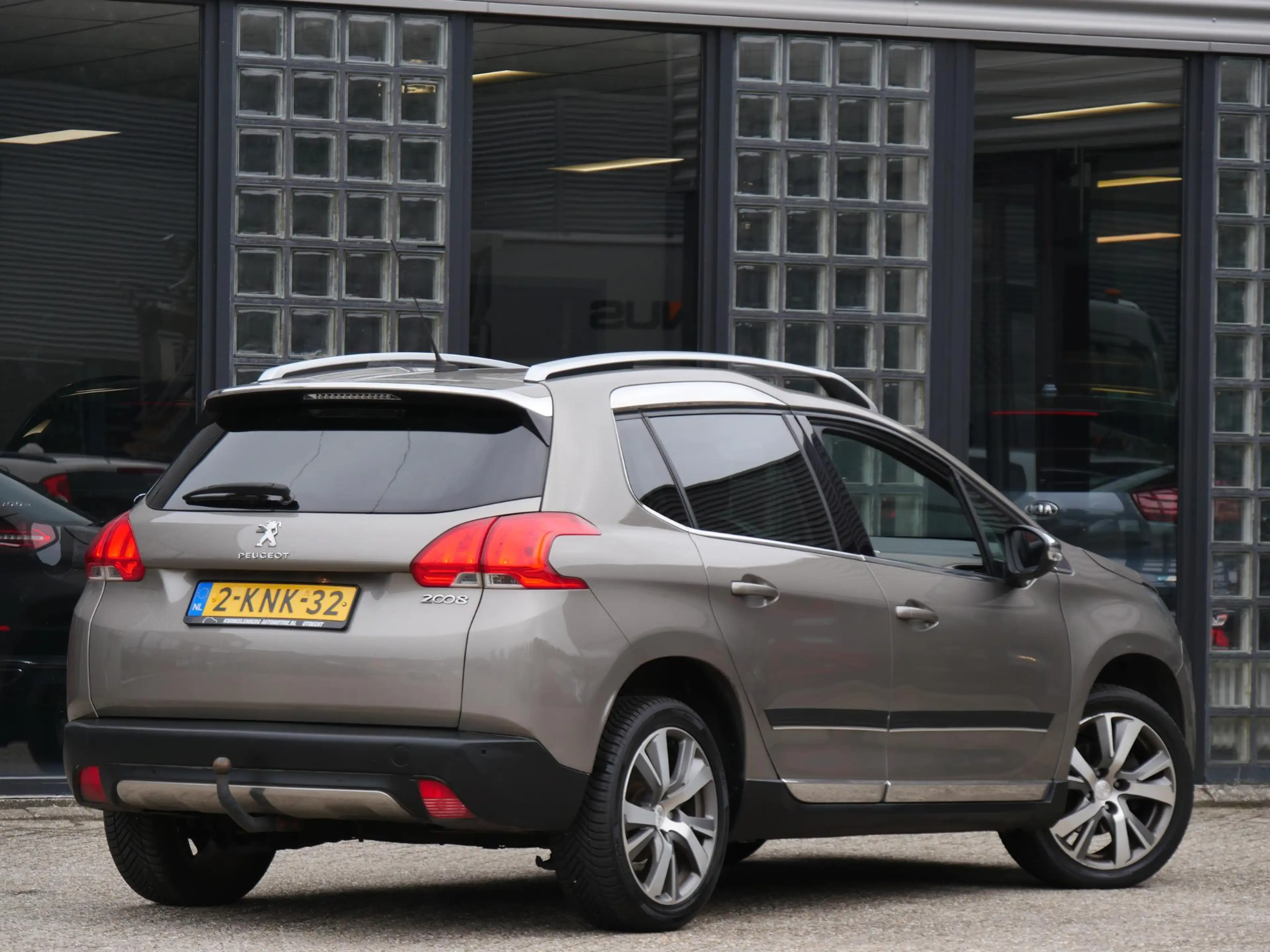 Peugeot 2008 1.6VTi FELINE/ PANORAMADAK/ TREKHAAK/ ALL-SEASON/ — photo 2