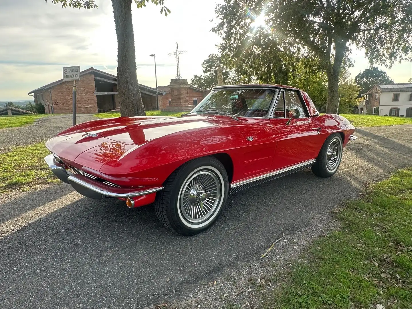 Chevrolet Corvette 5.4 V8 365 Rouge - 1